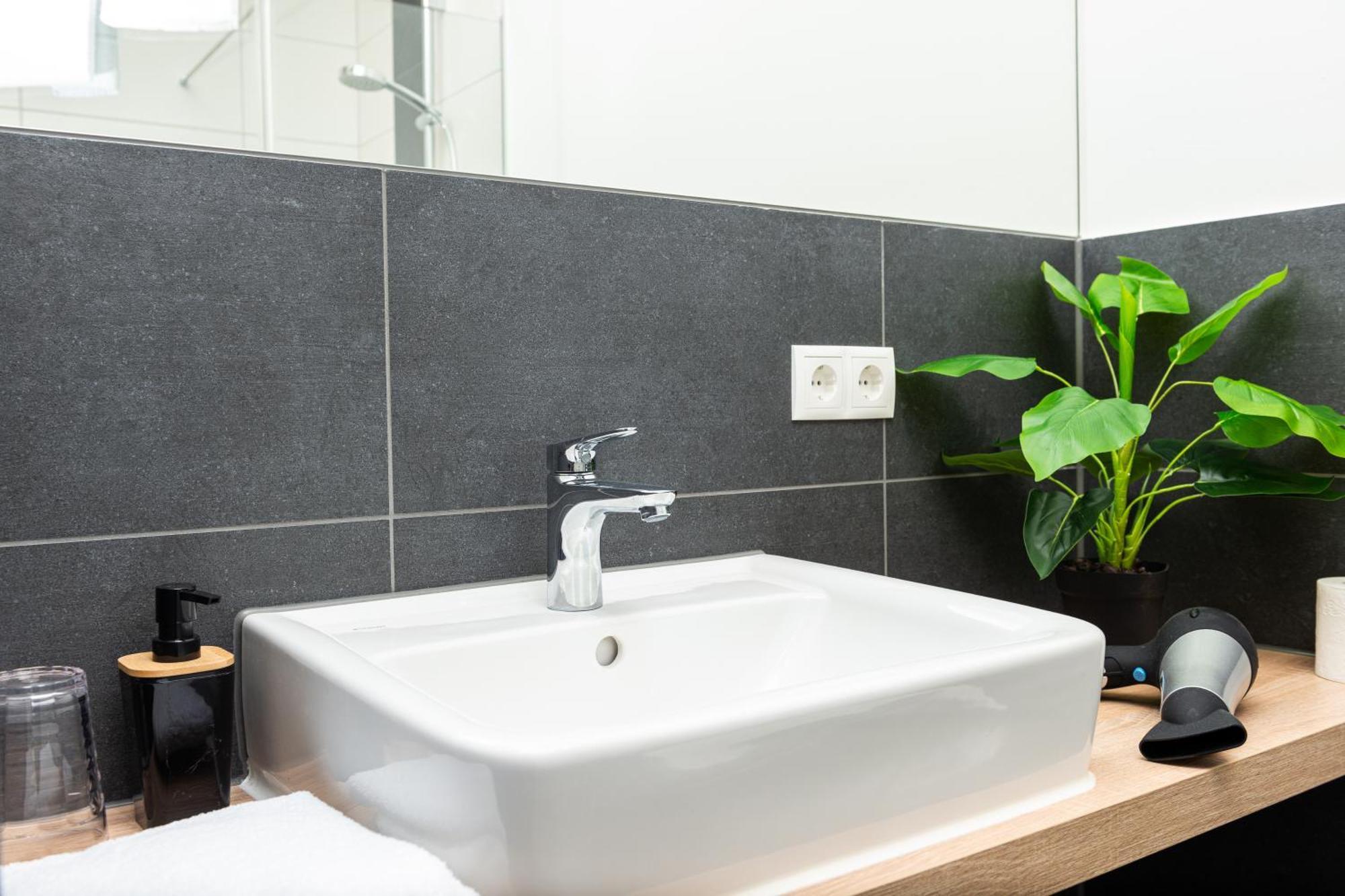 Aparthotel Avangard Living Fitness & Spa Forchheim  Buitenkant foto